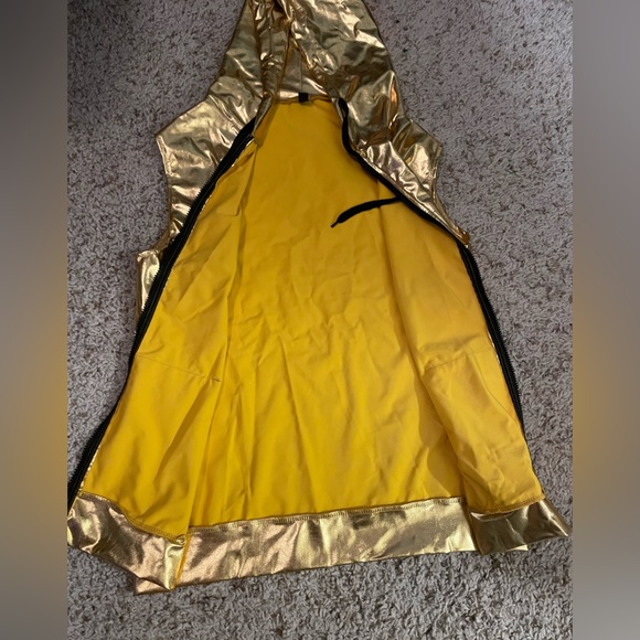 Men’s Metallic Gold Zip Up Vest Jacket - Picture 2 of 5
